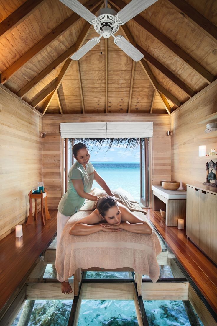 Abhyanga Massage